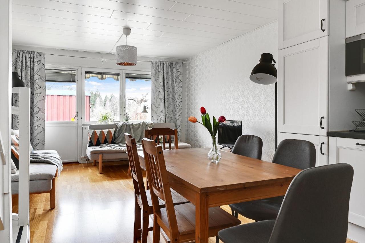 Sparkling Modern House In Kista - Close To Feriehus Stockholm